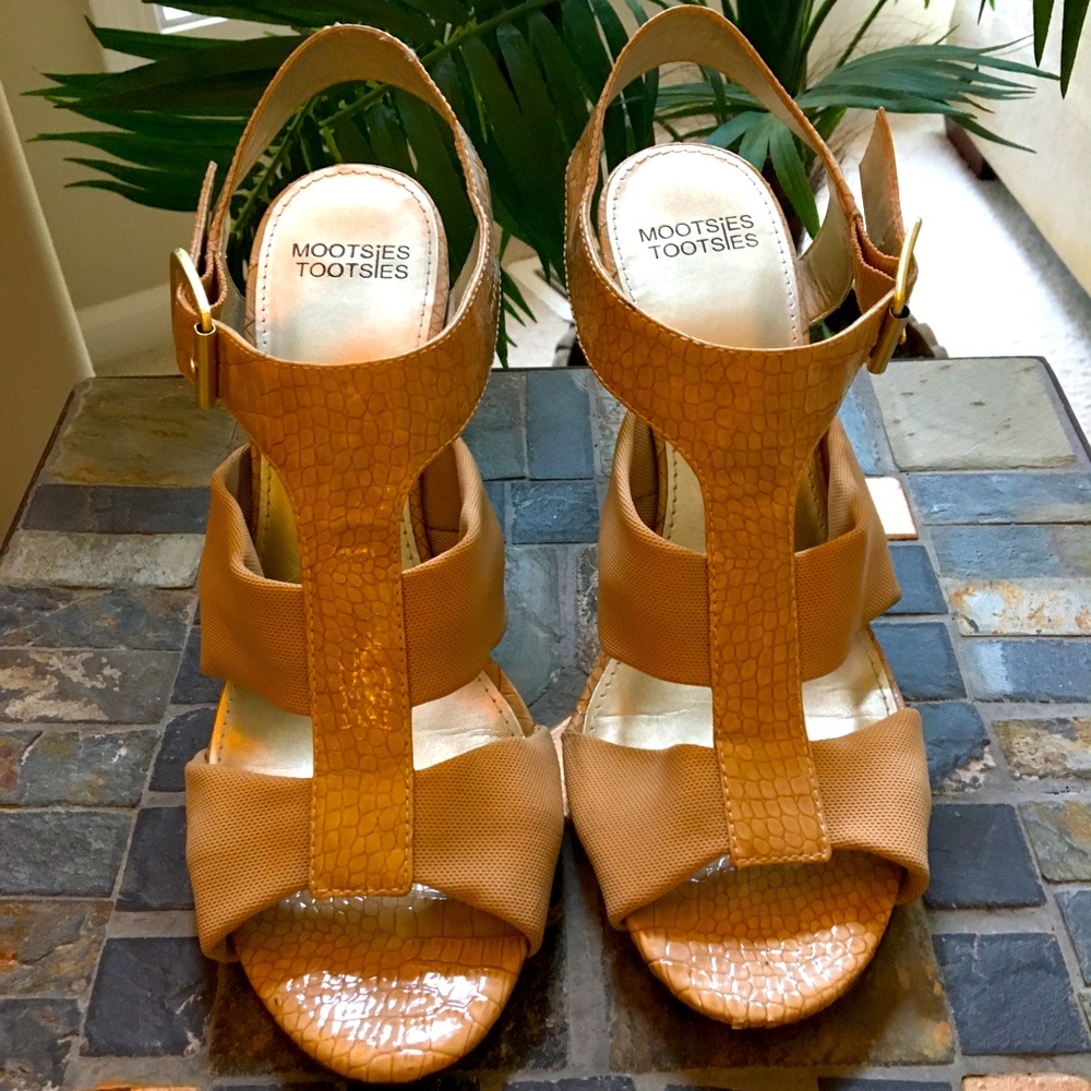 Mootsies Tootsies dress sandals